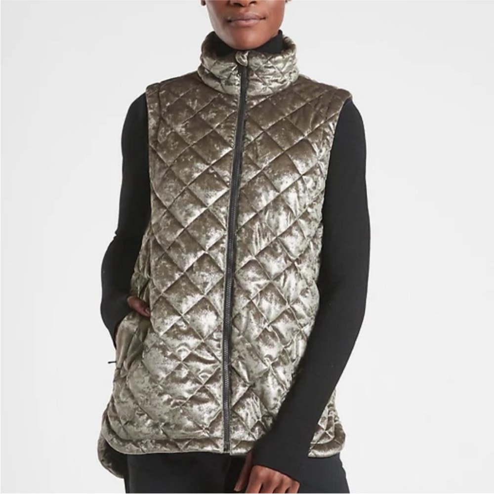 Athleta Whisper Metallic Gold Vest